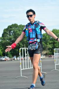 BIB: 1013
                            <button type="button" onclick="openModal(5164764)" class="btn btn-primary btn-sm float-right btn-popup" data-toggle="modal" data-target=".modal-high-quality">
                        <i class="fas fa-shopping-cart"></i> Add to Cart
                    </button>
                                            <button type="button" onclick="isThisMe(5164764, true)" class="btn btn-success btn-sm float-right btn-popup btn-isme hidden" data-toggle="tooltip" data-placement="bottom" title="นี่คือรูปของคุณใช่ไหม คลิกที่นี่เพื่อเอาเข้าอัลบั้ม">
                        <i class="fas fa-plus"></i> Add to album
                    </button>
                    <button type="button" onclick="isThisMe(5164764, false)" class="btn btn-warning btn-sm float-right btn-popup btn-isnotme hidden">
                        <i class="fas fa-ban"></i> Remove from album
                    </button>