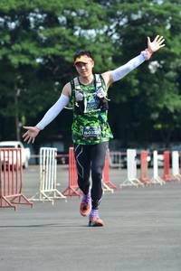 BIB: 0323
                            <button type="button" onclick="openModal(5171799)" class="btn btn-primary btn-sm float-right btn-popup" data-toggle="modal" data-target=".modal-high-quality">
                        <i class="fas fa-shopping-cart"></i> Add to Cart
                    </button>
                                            <button type="button" onclick="isThisMe(5171799, true)" class="btn btn-success btn-sm float-right btn-popup btn-isme hidden" data-toggle="tooltip" data-placement="bottom" title="นี่คือรูปของคุณใช่ไหม คลิกที่นี่เพื่อเอาเข้าอัลบั้ม">
                        <i class="fas fa-plus"></i> Add to album
                    </button>
                    <button type="button" onclick="isThisMe(5171799, false)" class="btn btn-warning btn-sm float-right btn-popup btn-isnotme hidden">
                        <i class="fas fa-ban"></i> Remove from album
                    </button>