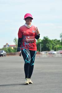 BIB: 0220
                            <button type="button" onclick="openModal(5168662)" class="btn btn-primary btn-sm float-right btn-popup" data-toggle="modal" data-target=".modal-high-quality">
                        <i class="fas fa-shopping-cart"></i> Add to Cart
                    </button>
                                            <button type="button" onclick="isThisMe(5168662, true)" class="btn btn-success btn-sm float-right btn-popup btn-isme hidden" data-toggle="tooltip" data-placement="bottom" title="นี่คือรูปของคุณใช่ไหม คลิกที่นี่เพื่อเอาเข้าอัลบั้ม">
                        <i class="fas fa-plus"></i> Add to album
                    </button>
                    <button type="button" onclick="isThisMe(5168662, false)" class="btn btn-warning btn-sm float-right btn-popup btn-isnotme hidden">
                        <i class="fas fa-ban"></i> Remove from album
                    </button>