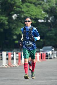 BIB: 0342
                            <button type="button" onclick="openModal(5168982)" class="btn btn-primary btn-sm float-right btn-popup" data-toggle="modal" data-target=".modal-high-quality">
                        <i class="fas fa-shopping-cart"></i> Add to Cart
                    </button>
                                            <button type="button" onclick="isThisMe(5168982, true)" class="btn btn-success btn-sm float-right btn-popup btn-isme hidden" data-toggle="tooltip" data-placement="bottom" title="นี่คือรูปของคุณใช่ไหม คลิกที่นี่เพื่อเอาเข้าอัลบั้ม">
                        <i class="fas fa-plus"></i> Add to album
                    </button>
                    <button type="button" onclick="isThisMe(5168982, false)" class="btn btn-warning btn-sm float-right btn-popup btn-isnotme hidden">
                        <i class="fas fa-ban"></i> Remove from album
                    </button>