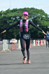 BIB: 667, 
                            <button type="button" onclick="openModal(5165778)" class="btn btn-primary btn-sm float-right btn-popup" data-toggle="modal" data-target=".modal-high-quality">
                        <i class="fas fa-shopping-cart"></i> Add to Cart
                    </button>
                                            <button type="button" onclick="isThisMe(5165778, true)" class="btn btn-success btn-sm float-right btn-popup btn-isme hidden" data-toggle="tooltip" data-placement="bottom" title="นี่คือรูปของคุณใช่ไหม คลิกที่นี่เพื่อเอาเข้าอัลบั้ม">
                        <i class="fas fa-plus"></i> Add to album
                    </button>
                    <button type="button" onclick="isThisMe(5165778, false)" class="btn btn-warning btn-sm float-right btn-popup btn-isnotme hidden">
                        <i class="fas fa-ban"></i> Remove from album
                    </button>