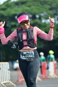 BIB: 0152
                            <button type="button" onclick="openModal(5169636)" class="btn btn-primary btn-sm float-right btn-popup" data-toggle="modal" data-target=".modal-high-quality">
                        <i class="fas fa-shopping-cart"></i> Add to Cart
                    </button>
                                            <button type="button" onclick="isThisMe(5169636, true)" class="btn btn-success btn-sm float-right btn-popup btn-isme hidden" data-toggle="tooltip" data-placement="bottom" title="นี่คือรูปของคุณใช่ไหม คลิกที่นี่เพื่อเอาเข้าอัลบั้ม">
                        <i class="fas fa-plus"></i> Add to album
                    </button>
                    <button type="button" onclick="isThisMe(5169636, false)" class="btn btn-warning btn-sm float-right btn-popup btn-isnotme hidden">
                        <i class="fas fa-ban"></i> Remove from album
                    </button>