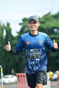 BIB: 0123, 
                            <button type="button" onclick="openModal(5172320)" class="btn btn-primary btn-sm float-right btn-popup" data-toggle="modal" data-target=".modal-high-quality">
                        <i class="fas fa-shopping-cart"></i> Add to Cart
                    </button>
                                            <button type="button" onclick="isThisMe(5172320, true)" class="btn btn-success btn-sm float-right btn-popup btn-isme hidden" data-toggle="tooltip" data-placement="bottom" title="นี่คือรูปของคุณใช่ไหม คลิกที่นี่เพื่อเอาเข้าอัลบั้ม">
                        <i class="fas fa-plus"></i> Add to album
                    </button>
                    <button type="button" onclick="isThisMe(5172320, false)" class="btn btn-warning btn-sm float-right btn-popup btn-isnotme hidden">
                        <i class="fas fa-ban"></i> Remove from album
                    </button>