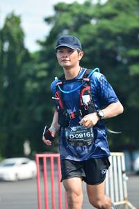 BIB: 0916
                            <button type="button" onclick="openModal(5171499)" class="btn btn-primary btn-sm float-right btn-popup" data-toggle="modal" data-target=".modal-high-quality">
                        <i class="fas fa-shopping-cart"></i> Add to Cart
                    </button>
                                            <button type="button" onclick="isThisMe(5171499, true)" class="btn btn-success btn-sm float-right btn-popup btn-isme hidden" data-toggle="tooltip" data-placement="bottom" title="นี่คือรูปของคุณใช่ไหม คลิกที่นี่เพื่อเอาเข้าอัลบั้ม">
                        <i class="fas fa-plus"></i> Add to album
                    </button>
                    <button type="button" onclick="isThisMe(5171499, false)" class="btn btn-warning btn-sm float-right btn-popup btn-isnotme hidden">
                        <i class="fas fa-ban"></i> Remove from album
                    </button>