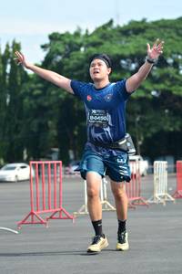 BIB: 0450
                            <button type="button" onclick="openModal(5167977)" class="btn btn-primary btn-sm float-right btn-popup" data-toggle="modal" data-target=".modal-high-quality">
                        <i class="fas fa-shopping-cart"></i> Add to Cart
                    </button>
                                            <button type="button" onclick="isThisMe(5167977, true)" class="btn btn-success btn-sm float-right btn-popup btn-isme hidden" data-toggle="tooltip" data-placement="bottom" title="นี่คือรูปของคุณใช่ไหม คลิกที่นี่เพื่อเอาเข้าอัลบั้ม">
                        <i class="fas fa-plus"></i> Add to album
                    </button>
                    <button type="button" onclick="isThisMe(5167977, false)" class="btn btn-warning btn-sm float-right btn-popup btn-isnotme hidden">
                        <i class="fas fa-ban"></i> Remove from album
                    </button>