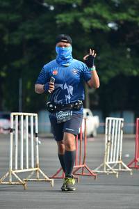 BIB: 0941
                            <button type="button" onclick="openModal(5165216)" class="btn btn-primary btn-sm float-right btn-popup" data-toggle="modal" data-target=".modal-high-quality">
                        <i class="fas fa-shopping-cart"></i> Add to Cart
                    </button>
                                            <button type="button" onclick="isThisMe(5165216, true)" class="btn btn-success btn-sm float-right btn-popup btn-isme hidden" data-toggle="tooltip" data-placement="bottom" title="นี่คือรูปของคุณใช่ไหม คลิกที่นี่เพื่อเอาเข้าอัลบั้ม">
                        <i class="fas fa-plus"></i> Add to album
                    </button>
                    <button type="button" onclick="isThisMe(5165216, false)" class="btn btn-warning btn-sm float-right btn-popup btn-isnotme hidden">
                        <i class="fas fa-ban"></i> Remove from album
                    </button>