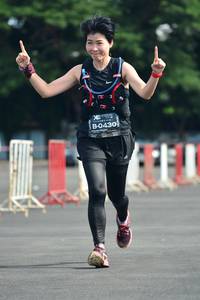 BIB: 0430
                            <button type="button" onclick="openModal(5169255)" class="btn btn-primary btn-sm float-right btn-popup" data-toggle="modal" data-target=".modal-high-quality">
                        <i class="fas fa-shopping-cart"></i> Add to Cart
                    </button>
                                            <button type="button" onclick="isThisMe(5169255, true)" class="btn btn-success btn-sm float-right btn-popup btn-isme hidden" data-toggle="tooltip" data-placement="bottom" title="นี่คือรูปของคุณใช่ไหม คลิกที่นี่เพื่อเอาเข้าอัลบั้ม">
                        <i class="fas fa-plus"></i> Add to album
                    </button>
                    <button type="button" onclick="isThisMe(5169255, false)" class="btn btn-warning btn-sm float-right btn-popup btn-isnotme hidden">
                        <i class="fas fa-ban"></i> Remove from album
                    </button>