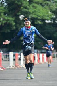 BIB: 0172
                            <button type="button" onclick="openModal(5171429)" class="btn btn-primary btn-sm float-right btn-popup" data-toggle="modal" data-target=".modal-high-quality">
                        <i class="fas fa-shopping-cart"></i> Add to Cart
                    </button>
                                            <button type="button" onclick="isThisMe(5171429, true)" class="btn btn-success btn-sm float-right btn-popup btn-isme hidden" data-toggle="tooltip" data-placement="bottom" title="นี่คือรูปของคุณใช่ไหม คลิกที่นี่เพื่อเอาเข้าอัลบั้ม">
                        <i class="fas fa-plus"></i> Add to album
                    </button>
                    <button type="button" onclick="isThisMe(5171429, false)" class="btn btn-warning btn-sm float-right btn-popup btn-isnotme hidden">
                        <i class="fas fa-ban"></i> Remove from album
                    </button>