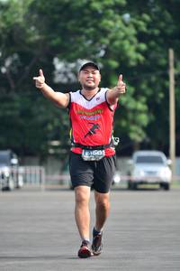 BIB: 1043
                            <button type="button" onclick="openModal(5166778)" class="btn btn-primary btn-sm float-right btn-popup" data-toggle="modal" data-target=".modal-high-quality">
                        <i class="fas fa-shopping-cart"></i> Add to Cart
                    </button>
                                            <button type="button" onclick="isThisMe(5166778, true)" class="btn btn-success btn-sm float-right btn-popup btn-isme hidden" data-toggle="tooltip" data-placement="bottom" title="นี่คือรูปของคุณใช่ไหม คลิกที่นี่เพื่อเอาเข้าอัลบั้ม">
                        <i class="fas fa-plus"></i> Add to album
                    </button>
                    <button type="button" onclick="isThisMe(5166778, false)" class="btn btn-warning btn-sm float-right btn-popup btn-isnotme hidden">
                        <i class="fas fa-ban"></i> Remove from album
                    </button>