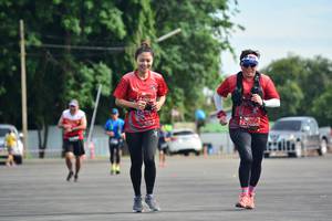 BIB: 0036, 020
                            <button type="button" onclick="openModal(5166654)" class="btn btn-primary btn-sm float-right btn-popup" data-toggle="modal" data-target=".modal-high-quality">
                        <i class="fas fa-shopping-cart"></i> Add to Cart
                    </button>
                                            <button type="button" onclick="isThisMe(5166654, true)" class="btn btn-success btn-sm float-right btn-popup btn-isme hidden" data-toggle="tooltip" data-placement="bottom" title="นี่คือรูปของคุณใช่ไหม คลิกที่นี่เพื่อเอาเข้าอัลบั้ม">
                        <i class="fas fa-plus"></i> Add to album
                    </button>
                    <button type="button" onclick="isThisMe(5166654, false)" class="btn btn-warning btn-sm float-right btn-popup btn-isnotme hidden">
                        <i class="fas fa-ban"></i> Remove from album
                    </button>