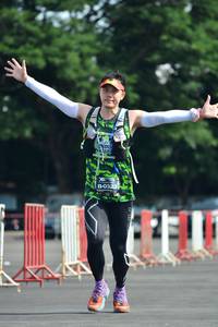 BIB: 0323
                            <button type="button" onclick="openModal(5171778)" class="btn btn-primary btn-sm float-right btn-popup" data-toggle="modal" data-target=".modal-high-quality">
                        <i class="fas fa-shopping-cart"></i> Add to Cart
                    </button>
                                            <button type="button" onclick="isThisMe(5171778, true)" class="btn btn-success btn-sm float-right btn-popup btn-isme hidden" data-toggle="tooltip" data-placement="bottom" title="นี่คือรูปของคุณใช่ไหม คลิกที่นี่เพื่อเอาเข้าอัลบั้ม">
                        <i class="fas fa-plus"></i> Add to album
                    </button>
                    <button type="button" onclick="isThisMe(5171778, false)" class="btn btn-warning btn-sm float-right btn-popup btn-isnotme hidden">
                        <i class="fas fa-ban"></i> Remove from album
                    </button>