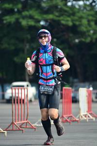 BIB: 1028
                            <button type="button" onclick="openModal(5170277)" class="btn btn-primary btn-sm float-right btn-popup" data-toggle="modal" data-target=".modal-high-quality">
                        <i class="fas fa-shopping-cart"></i> Add to Cart
                    </button>
                                            <button type="button" onclick="isThisMe(5170277, true)" class="btn btn-success btn-sm float-right btn-popup btn-isme hidden" data-toggle="tooltip" data-placement="bottom" title="นี่คือรูปของคุณใช่ไหม คลิกที่นี่เพื่อเอาเข้าอัลบั้ม">
                        <i class="fas fa-plus"></i> Add to album
                    </button>
                    <button type="button" onclick="isThisMe(5170277, false)" class="btn btn-warning btn-sm float-right btn-popup btn-isnotme hidden">
                        <i class="fas fa-ban"></i> Remove from album
                    </button>