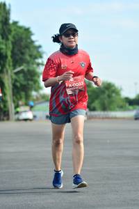 BIB: 0033
                            <button type="button" onclick="openModal(5165617)" class="btn btn-primary btn-sm float-right btn-popup" data-toggle="modal" data-target=".modal-high-quality">
                        <i class="fas fa-shopping-cart"></i> Add to Cart
                    </button>
                                            <button type="button" onclick="isThisMe(5165617, true)" class="btn btn-success btn-sm float-right btn-popup btn-isme hidden" data-toggle="tooltip" data-placement="bottom" title="นี่คือรูปของคุณใช่ไหม คลิกที่นี่เพื่อเอาเข้าอัลบั้ม">
                        <i class="fas fa-plus"></i> Add to album
                    </button>
                    <button type="button" onclick="isThisMe(5165617, false)" class="btn btn-warning btn-sm float-right btn-popup btn-isnotme hidden">
                        <i class="fas fa-ban"></i> Remove from album
                    </button>