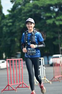 BIB: 0134
                            <button type="button" onclick="openModal(5172349)" class="btn btn-primary btn-sm float-right btn-popup" data-toggle="modal" data-target=".modal-high-quality">
                        <i class="fas fa-shopping-cart"></i> Add to Cart
                    </button>
                                            <button type="button" onclick="isThisMe(5172349, true)" class="btn btn-success btn-sm float-right btn-popup btn-isme hidden" data-toggle="tooltip" data-placement="bottom" title="นี่คือรูปของคุณใช่ไหม คลิกที่นี่เพื่อเอาเข้าอัลบั้ม">
                        <i class="fas fa-plus"></i> Add to album
                    </button>
                    <button type="button" onclick="isThisMe(5172349, false)" class="btn btn-warning btn-sm float-right btn-popup btn-isnotme hidden">
                        <i class="fas fa-ban"></i> Remove from album
                    </button>