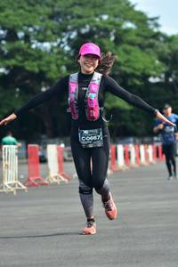 BIB: 0667
                            <button type="button" onclick="openModal(5165746)" class="btn btn-primary btn-sm float-right btn-popup" data-toggle="modal" data-target=".modal-high-quality">
                        <i class="fas fa-shopping-cart"></i> Add to Cart
                    </button>
                                            <button type="button" onclick="isThisMe(5165746, true)" class="btn btn-success btn-sm float-right btn-popup btn-isme hidden" data-toggle="tooltip" data-placement="bottom" title="นี่คือรูปของคุณใช่ไหม คลิกที่นี่เพื่อเอาเข้าอัลบั้ม">
                        <i class="fas fa-plus"></i> Add to album
                    </button>
                    <button type="button" onclick="isThisMe(5165746, false)" class="btn btn-warning btn-sm float-right btn-popup btn-isnotme hidden">
                        <i class="fas fa-ban"></i> Remove from album
                    </button>