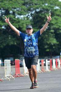 BIB: 0868
                            <button type="button" onclick="openModal(5174506)" class="btn btn-primary btn-sm float-right btn-popup" data-toggle="modal" data-target=".modal-high-quality">
                        <i class="fas fa-shopping-cart"></i> Add to Cart
                    </button>
                                            <button type="button" onclick="isThisMe(5174506, true)" class="btn btn-success btn-sm float-right btn-popup btn-isme hidden" data-toggle="tooltip" data-placement="bottom" title="นี่คือรูปของคุณใช่ไหม คลิกที่นี่เพื่อเอาเข้าอัลบั้ม">
                        <i class="fas fa-plus"></i> Add to album
                    </button>
                    <button type="button" onclick="isThisMe(5174506, false)" class="btn btn-warning btn-sm float-right btn-popup btn-isnotme hidden">
                        <i class="fas fa-ban"></i> Remove from album
                    </button>