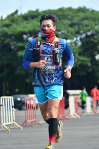 BIB: 0389
                            <button type="button" onclick="openModal(5174961)" class="btn btn-primary btn-sm float-right btn-popup" data-toggle="modal" data-target=".modal-high-quality">
                        <i class="fas fa-shopping-cart"></i> Add to Cart
                    </button>
                                            <button type="button" onclick="isThisMe(5174961, true)" class="btn btn-success btn-sm float-right btn-popup btn-isme hidden" data-toggle="tooltip" data-placement="bottom" title="นี่คือรูปของคุณใช่ไหม คลิกที่นี่เพื่อเอาเข้าอัลบั้ม">
                        <i class="fas fa-plus"></i> Add to album
                    </button>
                    <button type="button" onclick="isThisMe(5174961, false)" class="btn btn-warning btn-sm float-right btn-popup btn-isnotme hidden">
                        <i class="fas fa-ban"></i> Remove from album
                    </button>