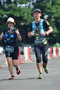 BIB: 0594, 0631, 
                            <button type="button" onclick="openModal(5175000)" class="btn btn-primary btn-sm float-right btn-popup" data-toggle="modal" data-target=".modal-high-quality">
                        <i class="fas fa-shopping-cart"></i> Add to Cart
                    </button>
                                            <button type="button" onclick="isThisMe(5175000, true)" class="btn btn-success btn-sm float-right btn-popup btn-isme hidden" data-toggle="tooltip" data-placement="bottom" title="นี่คือรูปของคุณใช่ไหม คลิกที่นี่เพื่อเอาเข้าอัลบั้ม">
                        <i class="fas fa-plus"></i> Add to album
                    </button>
                    <button type="button" onclick="isThisMe(5175000, false)" class="btn btn-warning btn-sm float-right btn-popup btn-isnotme hidden">
                        <i class="fas fa-ban"></i> Remove from album
                    </button>