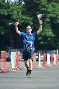 BIB: 1036
                            <button type="button" onclick="openModal(5173753)" class="btn btn-primary btn-sm float-right btn-popup" data-toggle="modal" data-target=".modal-high-quality">
                        <i class="fas fa-shopping-cart"></i> Add to Cart
                    </button>
                                            <button type="button" onclick="isThisMe(5173753, true)" class="btn btn-success btn-sm float-right btn-popup btn-isme hidden" data-toggle="tooltip" data-placement="bottom" title="นี่คือรูปของคุณใช่ไหม คลิกที่นี่เพื่อเอาเข้าอัลบั้ม">
                        <i class="fas fa-plus"></i> Add to album
                    </button>
                    <button type="button" onclick="isThisMe(5173753, false)" class="btn btn-warning btn-sm float-right btn-popup btn-isnotme hidden">
                        <i class="fas fa-ban"></i> Remove from album
                    </button>