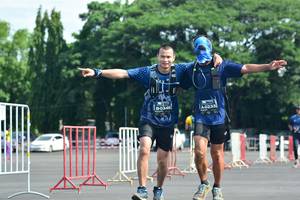 BIB: 0348, 0233
                            <button type="button" onclick="openModal(5175365)" class="btn btn-primary btn-sm float-right btn-popup" data-toggle="modal" data-target=".modal-high-quality">
                        <i class="fas fa-shopping-cart"></i> Add to Cart
                    </button>
                                            <button type="button" onclick="isThisMe(5175365, true)" class="btn btn-success btn-sm float-right btn-popup btn-isme hidden" data-toggle="tooltip" data-placement="bottom" title="นี่คือรูปของคุณใช่ไหม คลิกที่นี่เพื่อเอาเข้าอัลบั้ม">
                        <i class="fas fa-plus"></i> Add to album
                    </button>
                    <button type="button" onclick="isThisMe(5175365, false)" class="btn btn-warning btn-sm float-right btn-popup btn-isnotme hidden">
                        <i class="fas fa-ban"></i> Remove from album
                    </button>