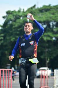 BIB: 0768
                            <button type="button" onclick="openModal(5175509)" class="btn btn-primary btn-sm float-right btn-popup" data-toggle="modal" data-target=".modal-high-quality">
                        <i class="fas fa-shopping-cart"></i> Add to Cart
                    </button>
                                            <button type="button" onclick="isThisMe(5175509, true)" class="btn btn-success btn-sm float-right btn-popup btn-isme hidden" data-toggle="tooltip" data-placement="bottom" title="นี่คือรูปของคุณใช่ไหม คลิกที่นี่เพื่อเอาเข้าอัลบั้ม">
                        <i class="fas fa-plus"></i> Add to album
                    </button>
                    <button type="button" onclick="isThisMe(5175509, false)" class="btn btn-warning btn-sm float-right btn-popup btn-isnotme hidden">
                        <i class="fas fa-ban"></i> Remove from album
                    </button>