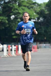 BIB: 0955
                            <button type="button" onclick="openModal(5174208)" class="btn btn-primary btn-sm float-right btn-popup" data-toggle="modal" data-target=".modal-high-quality">
                        <i class="fas fa-shopping-cart"></i> Add to Cart
                    </button>
                                            <button type="button" onclick="isThisMe(5174208, true)" class="btn btn-success btn-sm float-right btn-popup btn-isme hidden" data-toggle="tooltip" data-placement="bottom" title="นี่คือรูปของคุณใช่ไหม คลิกที่นี่เพื่อเอาเข้าอัลบั้ม">
                        <i class="fas fa-plus"></i> Add to album
                    </button>
                    <button type="button" onclick="isThisMe(5174208, false)" class="btn btn-warning btn-sm float-right btn-popup btn-isnotme hidden">
                        <i class="fas fa-ban"></i> Remove from album
                    </button>