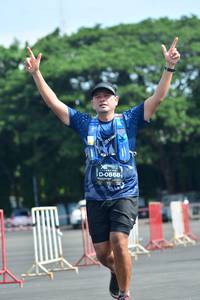 BIB: 0868
                            <button type="button" onclick="openModal(5174519)" class="btn btn-primary btn-sm float-right btn-popup" data-toggle="modal" data-target=".modal-high-quality">
                        <i class="fas fa-shopping-cart"></i> Add to Cart
                    </button>
                                            <button type="button" onclick="isThisMe(5174519, true)" class="btn btn-success btn-sm float-right btn-popup btn-isme hidden" data-toggle="tooltip" data-placement="bottom" title="นี่คือรูปของคุณใช่ไหม คลิกที่นี่เพื่อเอาเข้าอัลบั้ม">
                        <i class="fas fa-plus"></i> Add to album
                    </button>
                    <button type="button" onclick="isThisMe(5174519, false)" class="btn btn-warning btn-sm float-right btn-popup btn-isnotme hidden">
                        <i class="fas fa-ban"></i> Remove from album
                    </button>