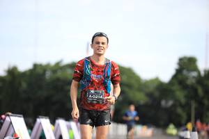 BIB: 0214
                            <button type="button" onclick="openModal(5123180)" class="btn btn-primary btn-sm float-right btn-popup" data-toggle="modal" data-target=".modal-high-quality">
                        <i class="fas fa-shopping-cart"></i> Add to Cart
                    </button>
                                            <button type="button" onclick="isThisMe(5123180, true)" class="btn btn-success btn-sm float-right btn-popup btn-isme hidden" data-toggle="tooltip" data-placement="bottom" title="นี่คือรูปของคุณใช่ไหม คลิกที่นี่เพื่อเอาเข้าอัลบั้ม">
                        <i class="fas fa-plus"></i> Add to album
                    </button>
                    <button type="button" onclick="isThisMe(5123180, false)" class="btn btn-warning btn-sm float-right btn-popup btn-isnotme hidden">
                        <i class="fas fa-ban"></i> Remove from album
                    </button>