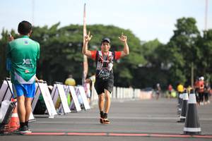 BIB: 02470
                            <button type="button" onclick="openModal(5101081)" class="btn btn-primary btn-sm float-right btn-popup" data-toggle="modal" data-target=".modal-high-quality">
                        <i class="fas fa-shopping-cart"></i> Add to Cart
                    </button>
                                            <button type="button" onclick="isThisMe(5101081, true)" class="btn btn-success btn-sm float-right btn-popup btn-isme hidden" data-toggle="tooltip" data-placement="bottom" title="นี่คือรูปของคุณใช่ไหม คลิกที่นี่เพื่อเอาเข้าอัลบั้ม">
                        <i class="fas fa-plus"></i> Add to album
                    </button>
                    <button type="button" onclick="isThisMe(5101081, false)" class="btn btn-warning btn-sm float-right btn-popup btn-isnotme hidden">
                        <i class="fas fa-ban"></i> Remove from album
                    </button>