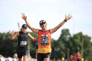 BIB: 1083
                            <button type="button" onclick="openModal(5102115)" class="btn btn-primary btn-sm float-right btn-popup" data-toggle="modal" data-target=".modal-high-quality">
                        <i class="fas fa-shopping-cart"></i> Add to Cart
                    </button>
                                            <button type="button" onclick="isThisMe(5102115, true)" class="btn btn-success btn-sm float-right btn-popup btn-isme hidden" data-toggle="tooltip" data-placement="bottom" title="นี่คือรูปของคุณใช่ไหม คลิกที่นี่เพื่อเอาเข้าอัลบั้ม">
                        <i class="fas fa-plus"></i> Add to album
                    </button>
                    <button type="button" onclick="isThisMe(5102115, false)" class="btn btn-warning btn-sm float-right btn-popup btn-isnotme hidden">
                        <i class="fas fa-ban"></i> Remove from album
                    </button>