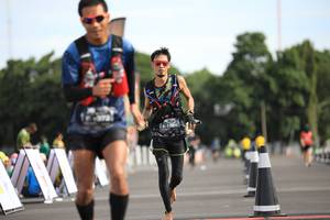 BIB: 1026
                            <button type="button" onclick="openModal(5126037)" class="btn btn-primary btn-sm float-right btn-popup" data-toggle="modal" data-target=".modal-high-quality">
                        <i class="fas fa-shopping-cart"></i> Add to Cart
                    </button>
                                            <button type="button" onclick="isThisMe(5126037, true)" class="btn btn-success btn-sm float-right btn-popup btn-isme hidden" data-toggle="tooltip" data-placement="bottom" title="นี่คือรูปของคุณใช่ไหม คลิกที่นี่เพื่อเอาเข้าอัลบั้ม">
                        <i class="fas fa-plus"></i> Add to album
                    </button>
                    <button type="button" onclick="isThisMe(5126037, false)" class="btn btn-warning btn-sm float-right btn-popup btn-isnotme hidden">
                        <i class="fas fa-ban"></i> Remove from album
                    </button>