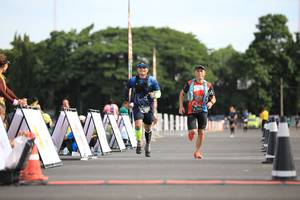 BIB: 
                            <button type="button" onclick="openModal(5127526)" class="btn btn-primary btn-sm float-right btn-popup" data-toggle="modal" data-target=".modal-high-quality">
                        <i class="fas fa-shopping-cart"></i> Add to Cart
                    </button>
                                            <button type="button" onclick="isThisMe(5127526, true)" class="btn btn-success btn-sm float-right btn-popup btn-isme hidden" data-toggle="tooltip" data-placement="bottom" title="นี่คือรูปของคุณใช่ไหม คลิกที่นี่เพื่อเอาเข้าอัลบั้ม">
                        <i class="fas fa-plus"></i> Add to album
                    </button>
                    <button type="button" onclick="isThisMe(5127526, false)" class="btn btn-warning btn-sm float-right btn-popup btn-isnotme hidden">
                        <i class="fas fa-ban"></i> Remove from album
                    </button>