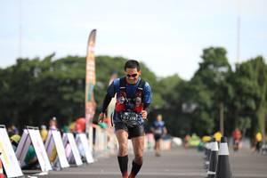 BIB: 1372
                            <button type="button" onclick="openModal(5123884)" class="btn btn-primary btn-sm float-right btn-popup" data-toggle="modal" data-target=".modal-high-quality">
                        <i class="fas fa-shopping-cart"></i> Add to Cart
                    </button>
                                            <button type="button" onclick="isThisMe(5123884, true)" class="btn btn-success btn-sm float-right btn-popup btn-isme hidden" data-toggle="tooltip" data-placement="bottom" title="นี่คือรูปของคุณใช่ไหม คลิกที่นี่เพื่อเอาเข้าอัลบั้ม">
                        <i class="fas fa-plus"></i> Add to album
                    </button>
                    <button type="button" onclick="isThisMe(5123884, false)" class="btn btn-warning btn-sm float-right btn-popup btn-isnotme hidden">
                        <i class="fas fa-ban"></i> Remove from album
                    </button>