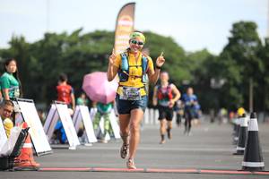 BIB: 1007
                            <button type="button" onclick="openModal(5129117)" class="btn btn-primary btn-sm float-right btn-popup" data-toggle="modal" data-target=".modal-high-quality">
                        <i class="fas fa-shopping-cart"></i> Add to Cart
                    </button>
                                            <button type="button" onclick="isThisMe(5129117, true)" class="btn btn-success btn-sm float-right btn-popup btn-isme hidden" data-toggle="tooltip" data-placement="bottom" title="นี่คือรูปของคุณใช่ไหม คลิกที่นี่เพื่อเอาเข้าอัลบั้ม">
                        <i class="fas fa-plus"></i> Add to album
                    </button>
                    <button type="button" onclick="isThisMe(5129117, false)" class="btn btn-warning btn-sm float-right btn-popup btn-isnotme hidden">
                        <i class="fas fa-ban"></i> Remove from album
                    </button>