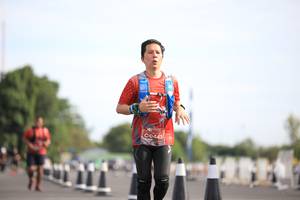 BIB: 0443
                            <button type="button" onclick="openModal(5100959)" class="btn btn-primary btn-sm float-right btn-popup" data-toggle="modal" data-target=".modal-high-quality">
                        <i class="fas fa-shopping-cart"></i> Add to Cart
                    </button>
                                            <button type="button" onclick="isThisMe(5100959, true)" class="btn btn-success btn-sm float-right btn-popup btn-isme hidden" data-toggle="tooltip" data-placement="bottom" title="นี่คือรูปของคุณใช่ไหม คลิกที่นี่เพื่อเอาเข้าอัลบั้ม">
                        <i class="fas fa-plus"></i> Add to album
                    </button>
                    <button type="button" onclick="isThisMe(5100959, false)" class="btn btn-warning btn-sm float-right btn-popup btn-isnotme hidden">
                        <i class="fas fa-ban"></i> Remove from album
                    </button>