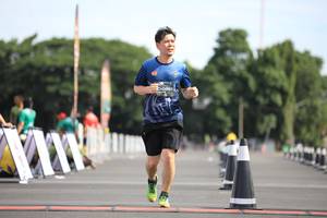 BIB: 0801
                            <button type="button" onclick="openModal(5136668)" class="btn btn-primary btn-sm float-right btn-popup" data-toggle="modal" data-target=".modal-high-quality">
                        <i class="fas fa-shopping-cart"></i> Add to Cart
                    </button>
                                            <button type="button" onclick="isThisMe(5136668, true)" class="btn btn-success btn-sm float-right btn-popup btn-isme hidden" data-toggle="tooltip" data-placement="bottom" title="นี่คือรูปของคุณใช่ไหม คลิกที่นี่เพื่อเอาเข้าอัลบั้ม">
                        <i class="fas fa-plus"></i> Add to album
                    </button>
                    <button type="button" onclick="isThisMe(5136668, false)" class="btn btn-warning btn-sm float-right btn-popup btn-isnotme hidden">
                        <i class="fas fa-ban"></i> Remove from album
                    </button>