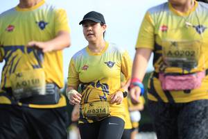 BIB: 0202, 0314, 
                            <button type="button" onclick="openModal(4968624)" class="btn btn-primary btn-sm float-right btn-popup" data-toggle="modal" data-target=".modal-high-quality">
                        <i class="fas fa-shopping-cart"></i> Add to Cart
                    </button>
                                            <button type="button" onclick="isThisMe(4968624, true)" class="btn btn-success btn-sm float-right btn-popup btn-isme hidden" data-toggle="tooltip" data-placement="bottom" title="นี่คือรูปของคุณใช่ไหม คลิกที่นี่เพื่อเอาเข้าอัลบั้ม">
                        <i class="fas fa-plus"></i> Add to album
                    </button>
                    <button type="button" onclick="isThisMe(4968624, false)" class="btn btn-warning btn-sm float-right btn-popup btn-isnotme hidden">
                        <i class="fas fa-ban"></i> Remove from album
                    </button>