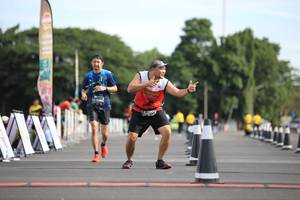 BIB: 
                            <button type="button" onclick="openModal(5127221)" class="btn btn-primary btn-sm float-right btn-popup" data-toggle="modal" data-target=".modal-high-quality">
                        <i class="fas fa-shopping-cart"></i> Add to Cart
                    </button>
                                            <button type="button" onclick="isThisMe(5127221, true)" class="btn btn-success btn-sm float-right btn-popup btn-isme hidden" data-toggle="tooltip" data-placement="bottom" title="นี่คือรูปของคุณใช่ไหม คลิกที่นี่เพื่อเอาเข้าอัลบั้ม">
                        <i class="fas fa-plus"></i> Add to album
                    </button>
                    <button type="button" onclick="isThisMe(5127221, false)" class="btn btn-warning btn-sm float-right btn-popup btn-isnotme hidden">
                        <i class="fas fa-ban"></i> Remove from album
                    </button>