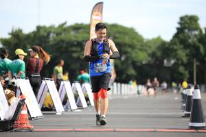 BIB: 0371
                            <button type="button" onclick="openModal(5136605)" class="btn btn-primary btn-sm float-right btn-popup" data-toggle="modal" data-target=".modal-high-quality">
                        <i class="fas fa-shopping-cart"></i> Add to Cart
                    </button>
                                            <button type="button" onclick="isThisMe(5136605, true)" class="btn btn-success btn-sm float-right btn-popup btn-isme hidden" data-toggle="tooltip" data-placement="bottom" title="นี่คือรูปของคุณใช่ไหม คลิกที่นี่เพื่อเอาเข้าอัลบั้ม">
                        <i class="fas fa-plus"></i> Add to album
                    </button>
                    <button type="button" onclick="isThisMe(5136605, false)" class="btn btn-warning btn-sm float-right btn-popup btn-isnotme hidden">
                        <i class="fas fa-ban"></i> Remove from album
                    </button>