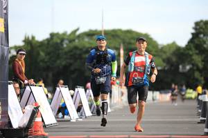 BIB: 
                            <button type="button" onclick="openModal(5127557)" class="btn btn-primary btn-sm float-right btn-popup" data-toggle="modal" data-target=".modal-high-quality">
                        <i class="fas fa-shopping-cart"></i> Add to Cart
                    </button>
                                            <button type="button" onclick="isThisMe(5127557, true)" class="btn btn-success btn-sm float-right btn-popup btn-isme hidden" data-toggle="tooltip" data-placement="bottom" title="นี่คือรูปของคุณใช่ไหม คลิกที่นี่เพื่อเอาเข้าอัลบั้ม">
                        <i class="fas fa-plus"></i> Add to album
                    </button>
                    <button type="button" onclick="isThisMe(5127557, false)" class="btn btn-warning btn-sm float-right btn-popup btn-isnotme hidden">
                        <i class="fas fa-ban"></i> Remove from album
                    </button>