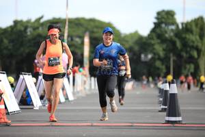 BIB: 0231, 
                            <button type="button" onclick="openModal(5128708)" class="btn btn-primary btn-sm float-right btn-popup" data-toggle="modal" data-target=".modal-high-quality">
                        <i class="fas fa-shopping-cart"></i> Add to Cart
                    </button>
                                            <button type="button" onclick="isThisMe(5128708, true)" class="btn btn-success btn-sm float-right btn-popup btn-isme hidden" data-toggle="tooltip" data-placement="bottom" title="นี่คือรูปของคุณใช่ไหม คลิกที่นี่เพื่อเอาเข้าอัลบั้ม">
                        <i class="fas fa-plus"></i> Add to album
                    </button>
                    <button type="button" onclick="isThisMe(5128708, false)" class="btn btn-warning btn-sm float-right btn-popup btn-isnotme hidden">
                        <i class="fas fa-ban"></i> Remove from album
                    </button>