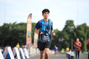 BIB: 04411
                            <button type="button" onclick="openModal(5126599)" class="btn btn-primary btn-sm float-right btn-popup" data-toggle="modal" data-target=".modal-high-quality">
                        <i class="fas fa-shopping-cart"></i> Add to Cart
                    </button>
                                            <button type="button" onclick="isThisMe(5126599, true)" class="btn btn-success btn-sm float-right btn-popup btn-isme hidden" data-toggle="tooltip" data-placement="bottom" title="นี่คือรูปของคุณใช่ไหม คลิกที่นี่เพื่อเอาเข้าอัลบั้ม">
                        <i class="fas fa-plus"></i> Add to album
                    </button>
                    <button type="button" onclick="isThisMe(5126599, false)" class="btn btn-warning btn-sm float-right btn-popup btn-isnotme hidden">
                        <i class="fas fa-ban"></i> Remove from album
                    </button>