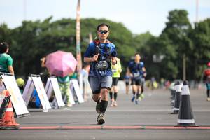 BIB: 036
                            <button type="button" onclick="openModal(5128309)" class="btn btn-primary btn-sm float-right btn-popup" data-toggle="modal" data-target=".modal-high-quality">
                        <i class="fas fa-shopping-cart"></i> Add to Cart
                    </button>
                                            <button type="button" onclick="isThisMe(5128309, true)" class="btn btn-success btn-sm float-right btn-popup btn-isme hidden" data-toggle="tooltip" data-placement="bottom" title="นี่คือรูปของคุณใช่ไหม คลิกที่นี่เพื่อเอาเข้าอัลบั้ม">
                        <i class="fas fa-plus"></i> Add to album
                    </button>
                    <button type="button" onclick="isThisMe(5128309, false)" class="btn btn-warning btn-sm float-right btn-popup btn-isnotme hidden">
                        <i class="fas fa-ban"></i> Remove from album
                    </button>