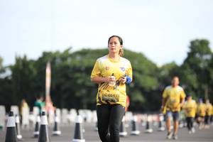 BIB: 0587
                            <button type="button" onclick="openModal(4976179)" class="btn btn-primary btn-sm float-right btn-popup" data-toggle="modal" data-target=".modal-high-quality">
                        <i class="fas fa-shopping-cart"></i> Add to Cart
                    </button>
                                            <button type="button" onclick="isThisMe(4976179, true)" class="btn btn-success btn-sm float-right btn-popup btn-isme hidden" data-toggle="tooltip" data-placement="bottom" title="นี่คือรูปของคุณใช่ไหม คลิกที่นี่เพื่อเอาเข้าอัลบั้ม">
                        <i class="fas fa-plus"></i> Add to album
                    </button>
                    <button type="button" onclick="isThisMe(4976179, false)" class="btn btn-warning btn-sm float-right btn-popup btn-isnotme hidden">
                        <i class="fas fa-ban"></i> Remove from album
                    </button>