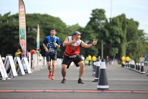 BIB: 
                            <button type="button" onclick="openModal(5127219)" class="btn btn-primary btn-sm float-right btn-popup" data-toggle="modal" data-target=".modal-high-quality">
                        <i class="fas fa-shopping-cart"></i> Add to Cart
                    </button>
                                            <button type="button" onclick="isThisMe(5127219, true)" class="btn btn-success btn-sm float-right btn-popup btn-isme hidden" data-toggle="tooltip" data-placement="bottom" title="นี่คือรูปของคุณใช่ไหม คลิกที่นี่เพื่อเอาเข้าอัลบั้ม">
                        <i class="fas fa-plus"></i> Add to album
                    </button>
                    <button type="button" onclick="isThisMe(5127219, false)" class="btn btn-warning btn-sm float-right btn-popup btn-isnotme hidden">
                        <i class="fas fa-ban"></i> Remove from album
                    </button>