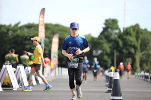 BIB: 0472
                            <button type="button" onclick="openModal(5136775)" class="btn btn-primary btn-sm float-right btn-popup" data-toggle="modal" data-target=".modal-high-quality">
                        <i class="fas fa-shopping-cart"></i> Add to Cart
                    </button>
                                            <button type="button" onclick="isThisMe(5136775, true)" class="btn btn-success btn-sm float-right btn-popup btn-isme hidden" data-toggle="tooltip" data-placement="bottom" title="นี่คือรูปของคุณใช่ไหม คลิกที่นี่เพื่อเอาเข้าอัลบั้ม">
                        <i class="fas fa-plus"></i> Add to album
                    </button>
                    <button type="button" onclick="isThisMe(5136775, false)" class="btn btn-warning btn-sm float-right btn-popup btn-isnotme hidden">
                        <i class="fas fa-ban"></i> Remove from album
                    </button>