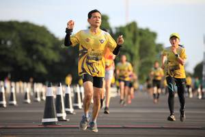 BIB: 0737
                            <button type="button" onclick="openModal(4949055)" class="btn btn-primary btn-sm float-right btn-popup" data-toggle="modal" data-target=".modal-high-quality">
                        <i class="fas fa-shopping-cart"></i> Add to Cart
                    </button>
                                            <button type="button" onclick="isThisMe(4949055, true)" class="btn btn-success btn-sm float-right btn-popup btn-isme hidden" data-toggle="tooltip" data-placement="bottom" title="นี่คือรูปของคุณใช่ไหม คลิกที่นี่เพื่อเอาเข้าอัลบั้ม">
                        <i class="fas fa-plus"></i> Add to album
                    </button>
                    <button type="button" onclick="isThisMe(4949055, false)" class="btn btn-warning btn-sm float-right btn-popup btn-isnotme hidden">
                        <i class="fas fa-ban"></i> Remove from album
                    </button>