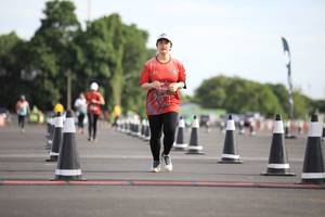 BIB: 027
                            <button type="button" onclick="openModal(5100288)" class="btn btn-primary btn-sm float-right btn-popup" data-toggle="modal" data-target=".modal-high-quality">
                        <i class="fas fa-shopping-cart"></i> Add to Cart
                    </button>
                                            <button type="button" onclick="isThisMe(5100288, true)" class="btn btn-success btn-sm float-right btn-popup btn-isme hidden" data-toggle="tooltip" data-placement="bottom" title="นี่คือรูปของคุณใช่ไหม คลิกที่นี่เพื่อเอาเข้าอัลบั้ม">
                        <i class="fas fa-plus"></i> Add to album
                    </button>
                    <button type="button" onclick="isThisMe(5100288, false)" class="btn btn-warning btn-sm float-right btn-popup btn-isnotme hidden">
                        <i class="fas fa-ban"></i> Remove from album
                    </button>