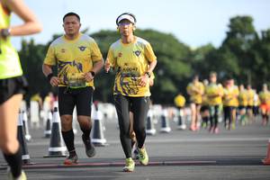 BIB: 0047, 0440
                            <button type="button" onclick="openModal(4969091)" class="btn btn-primary btn-sm float-right btn-popup" data-toggle="modal" data-target=".modal-high-quality">
                        <i class="fas fa-shopping-cart"></i> Add to Cart
                    </button>
                                            <button type="button" onclick="isThisMe(4969091, true)" class="btn btn-success btn-sm float-right btn-popup btn-isme hidden" data-toggle="tooltip" data-placement="bottom" title="นี่คือรูปของคุณใช่ไหม คลิกที่นี่เพื่อเอาเข้าอัลบั้ม">
                        <i class="fas fa-plus"></i> Add to album
                    </button>
                    <button type="button" onclick="isThisMe(4969091, false)" class="btn btn-warning btn-sm float-right btn-popup btn-isnotme hidden">
                        <i class="fas fa-ban"></i> Remove from album
                    </button>