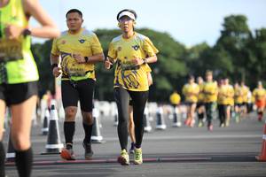 BIB: 0440
                            <button type="button" onclick="openModal(4969087)" class="btn btn-primary btn-sm float-right btn-popup" data-toggle="modal" data-target=".modal-high-quality">
                        <i class="fas fa-shopping-cart"></i> Add to Cart
                    </button>
                                            <button type="button" onclick="isThisMe(4969087, true)" class="btn btn-success btn-sm float-right btn-popup btn-isme hidden" data-toggle="tooltip" data-placement="bottom" title="นี่คือรูปของคุณใช่ไหม คลิกที่นี่เพื่อเอาเข้าอัลบั้ม">
                        <i class="fas fa-plus"></i> Add to album
                    </button>
                    <button type="button" onclick="isThisMe(4969087, false)" class="btn btn-warning btn-sm float-right btn-popup btn-isnotme hidden">
                        <i class="fas fa-ban"></i> Remove from album
                    </button>